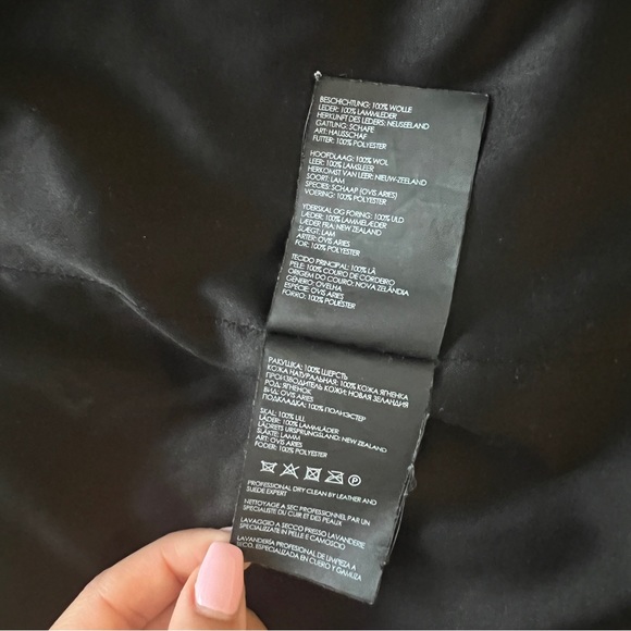 Club Monaco 100% Italian Wool and leather in size XS in black - Picture 7 of 10